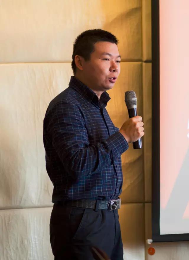 1477878404178391.jpg 06.jpg