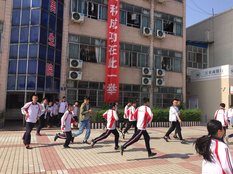 1523863339126219.jpg QQ图片20180416152008.jpg