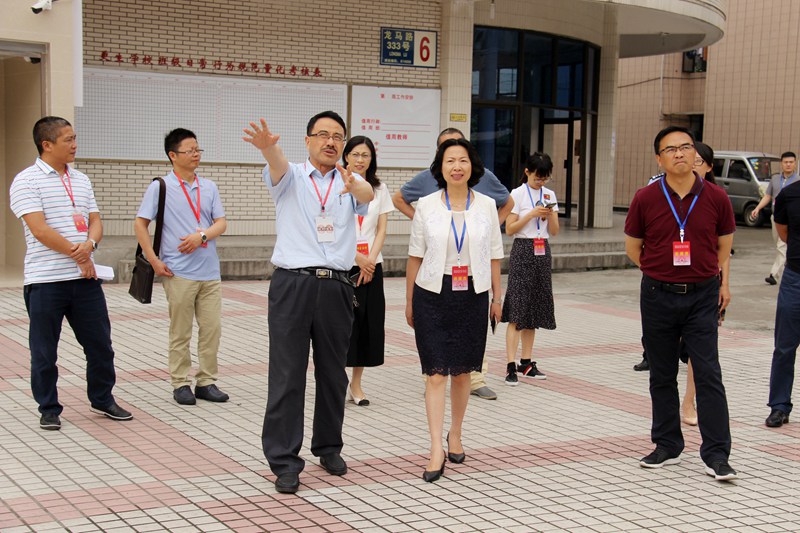 郭捷副市长一行在更生考点巡考 (9).JPG