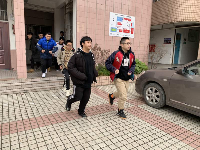 1543545564117137.jpg 1229027509.jpg