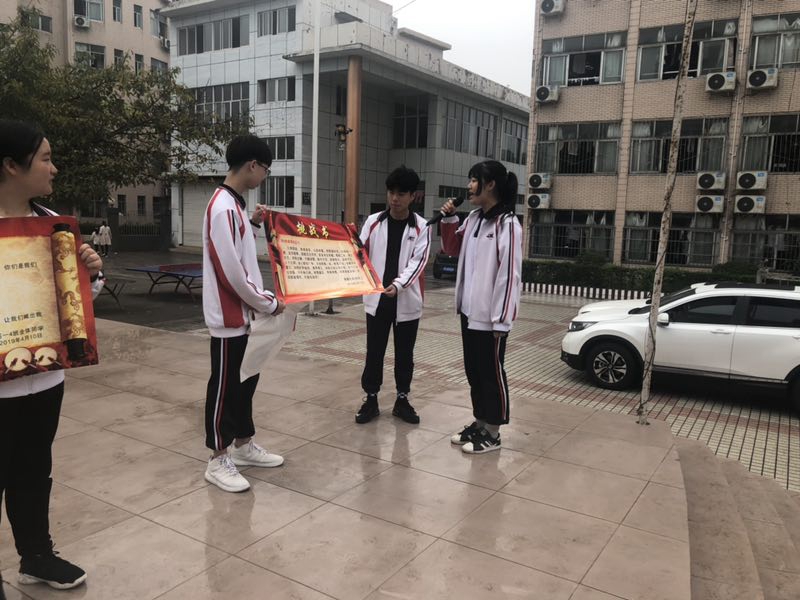 1555317108107385.jpg webwxgetmsgimg (8).jpg